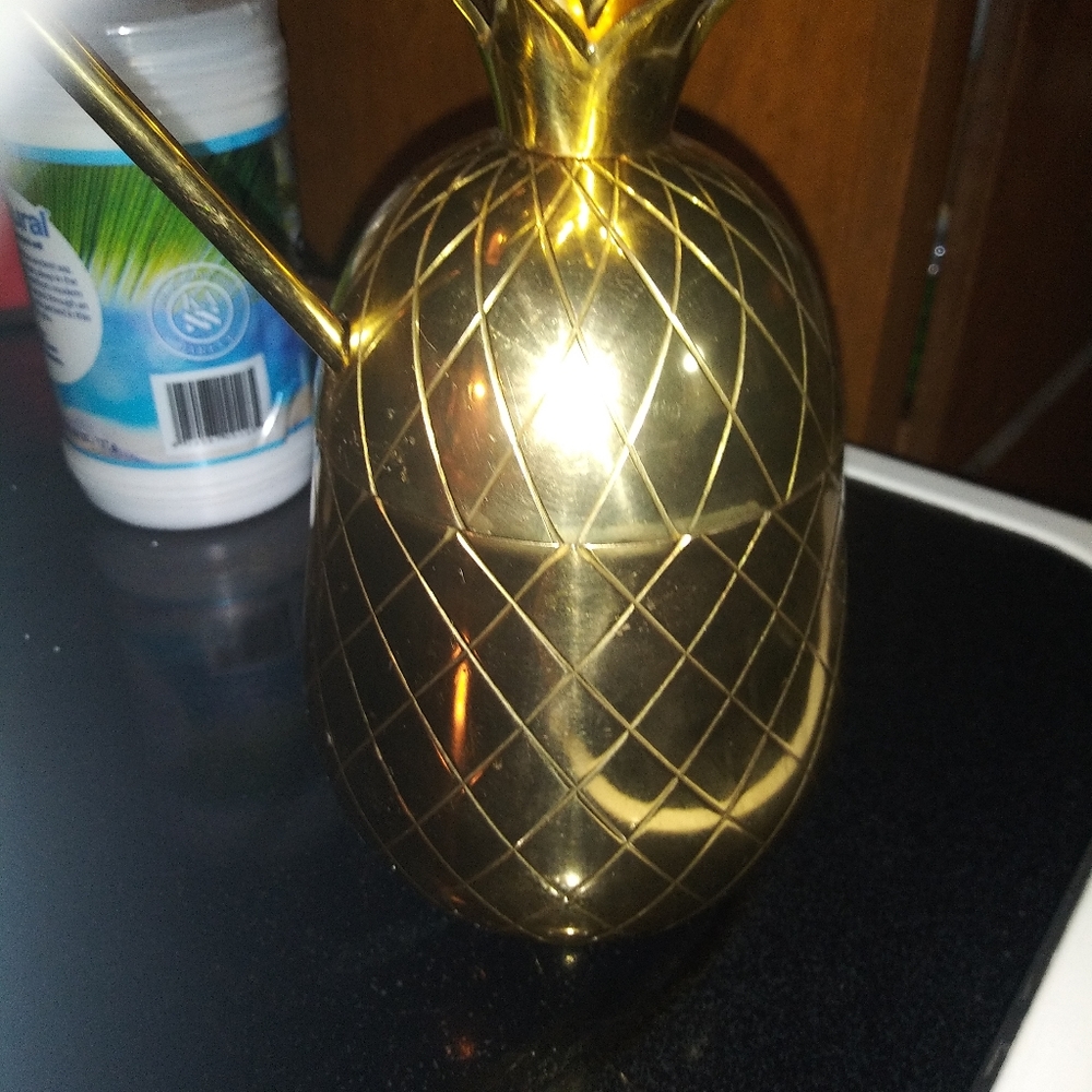 Brass Pineapple tumbler with straw